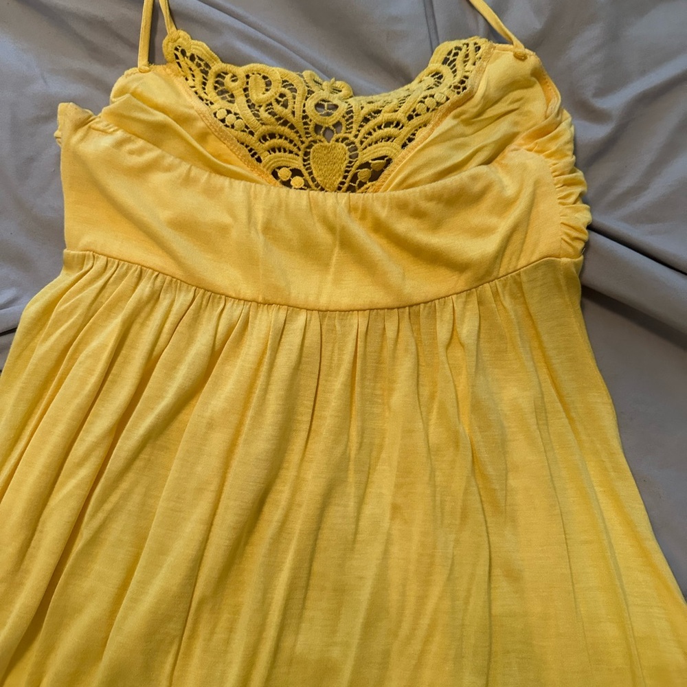 Forever 21 Halter - Picture 5 of 5